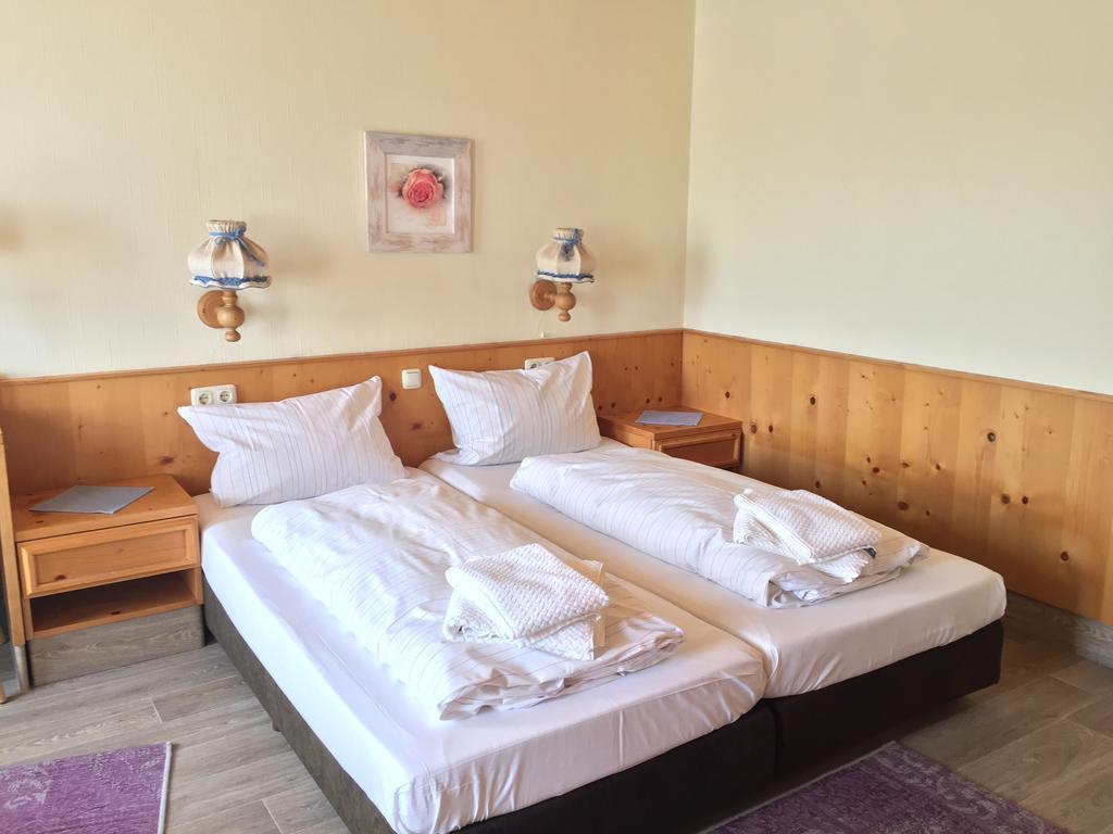 Hotel Alte Rose 3*